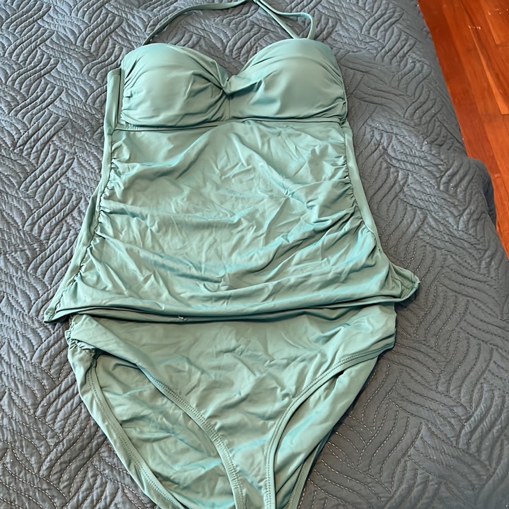 Anne Cole Turquoise Tankini set, size M/L, EUC